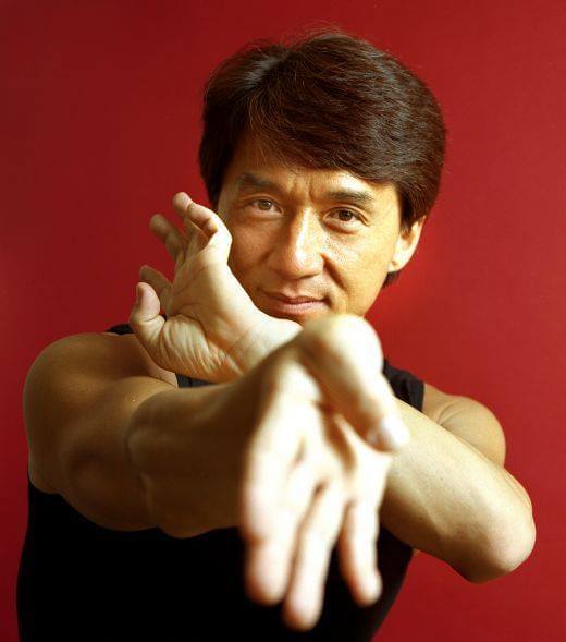 Restauration IA de bruce lee et jackie chan